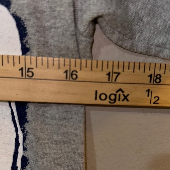 The Wonder Years Men’s Size Small Tshirt - Picture 8 of 8